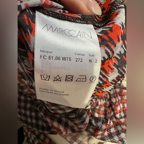 Stylish Marc Cain Houndstooth Blouse - Red and Black - Picture 3 of 10